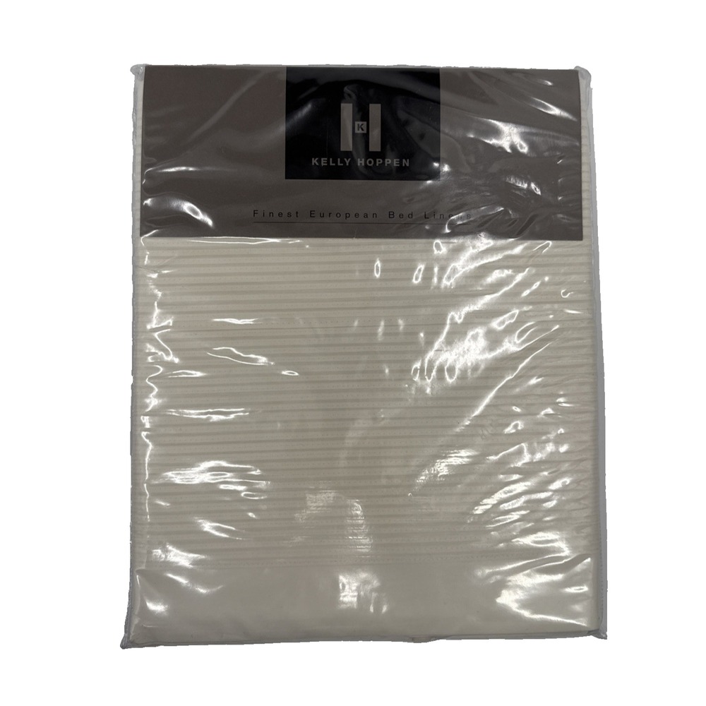 Kelly Hoppen Pair Of Pillow‎ Cases Bespoke Pleats Ivory 22 x 33 Made In Italy